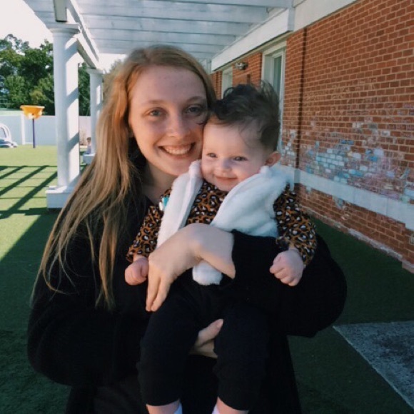 Meet your Posher, Jessy - Picture 3 of 4